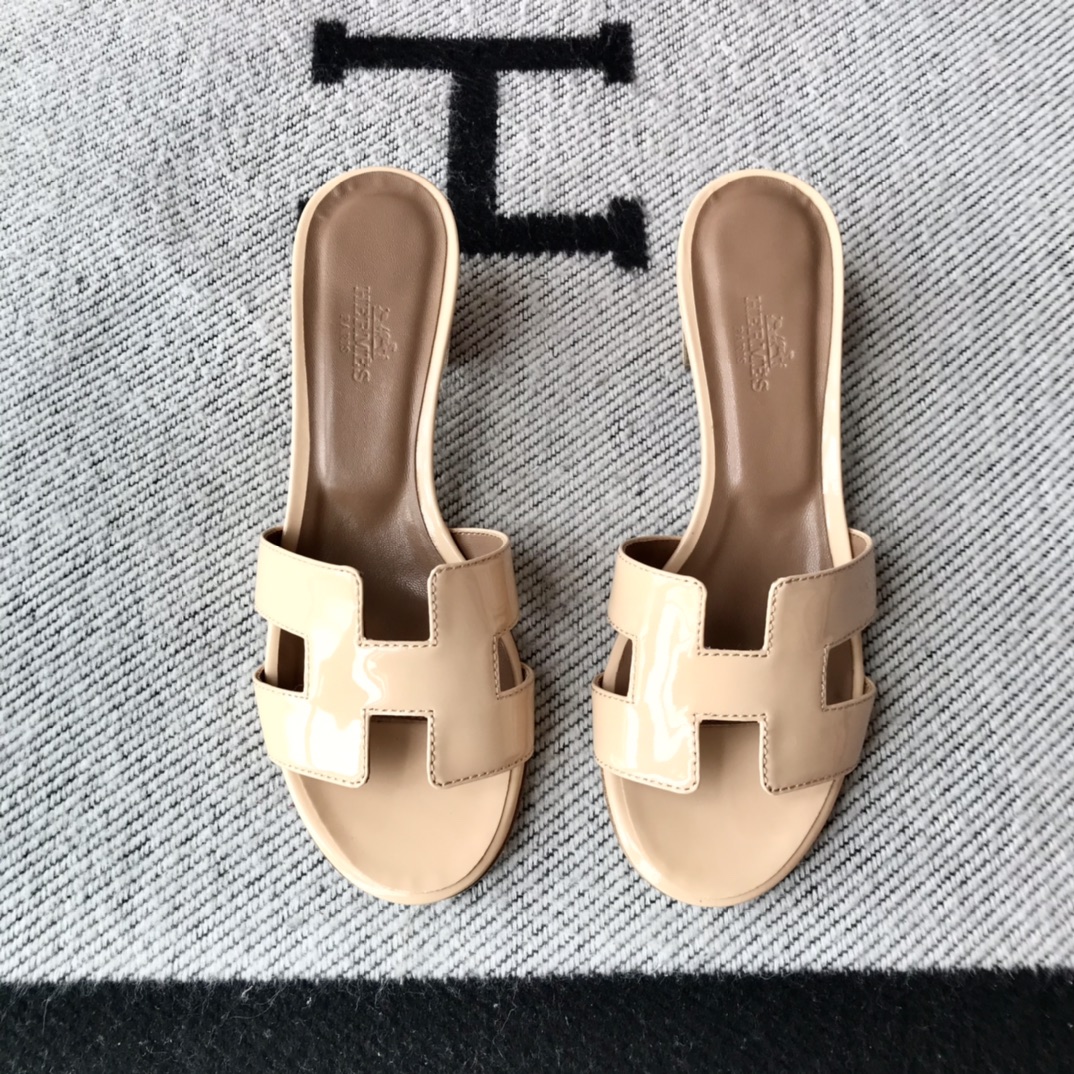 에르메스 올수공 오아시스 슬리퍼 샌들 페이던트 15